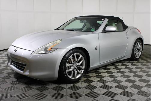 2010 Nissan 370Z Touring