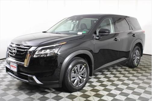 2025 Nissan Pathfinder S 4WD