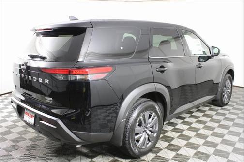 2025 Nissan Pathfinder S 4WD