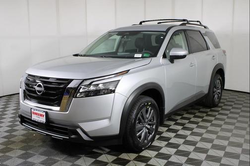 2025 Nissan Pathfinder SV 4WD