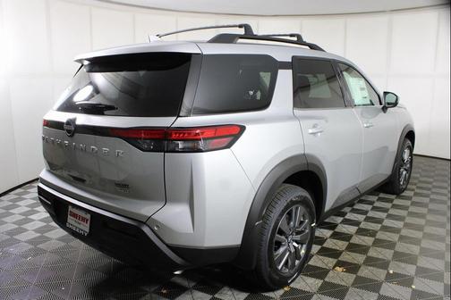 2025 Nissan Pathfinder SV 4WD