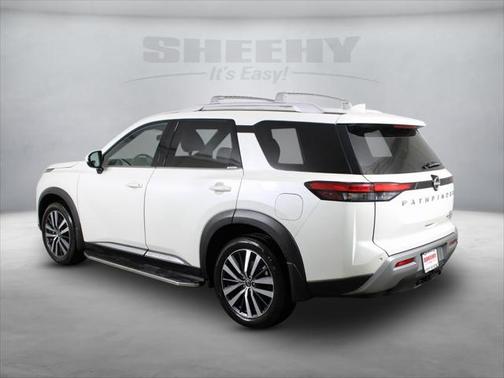 2022 Nissan Pathfinder Platinum 4WD