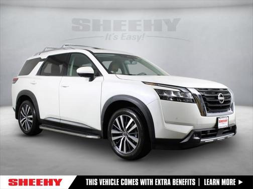 2022 Nissan Pathfinder Platinum 4WD