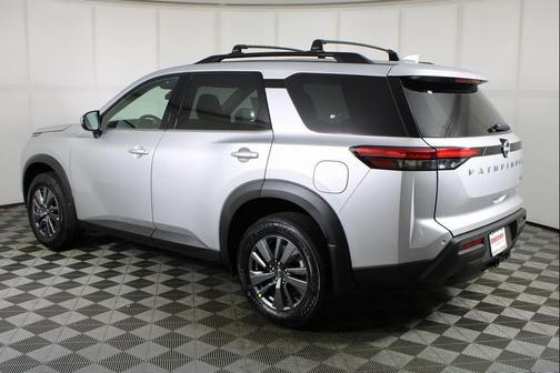 2025 Nissan Pathfinder SV 4WD
