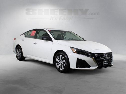 2025 Nissan Altima S FWD