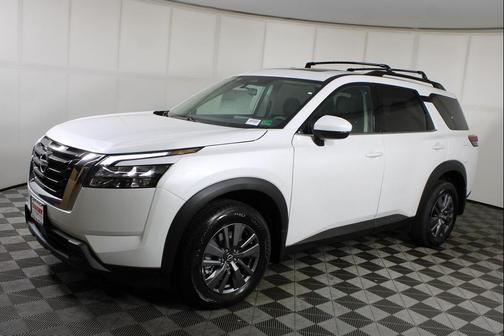 2025 Nissan Pathfinder SV 4WD