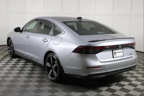 2023 Honda Accord Hybrid Base