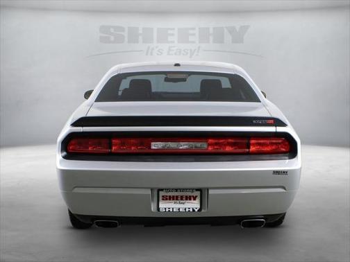 2010 Dodge Challenger SRT8