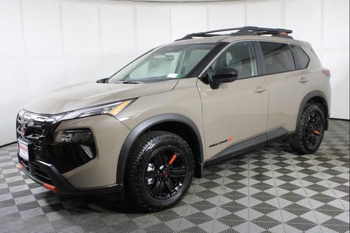 2025 Nissan Rogue Rock Creek
