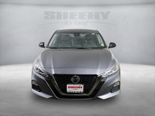 2022 Nissan Altima SR FWD