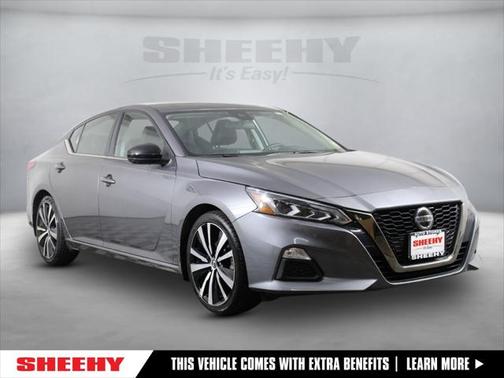 2022 Nissan Altima SR FWD