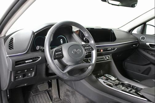 2023 Hyundai SONATA Hybrid Limited