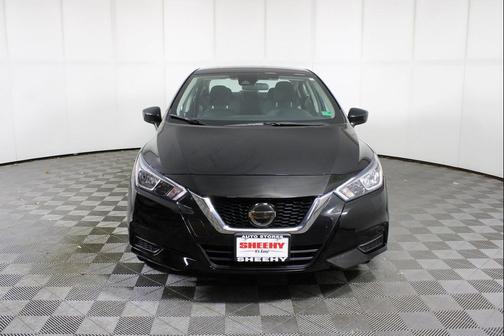 2022 Nissan Versa 1.6 SV