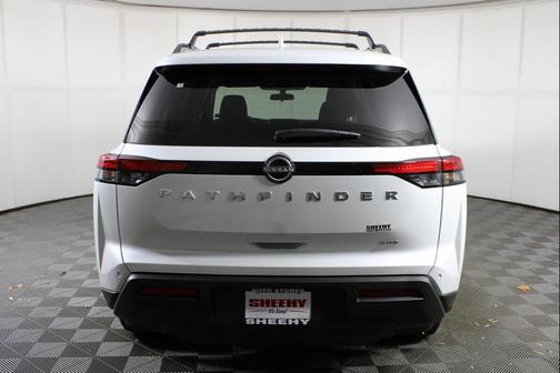 2025 Nissan Pathfinder SV 4WD