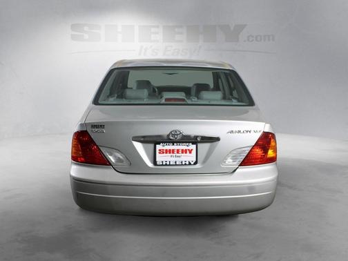 2002 Toyota Avalon XLS