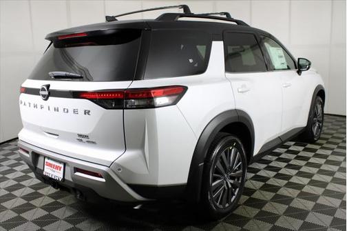 2025 Nissan Pathfinder SL 4WD