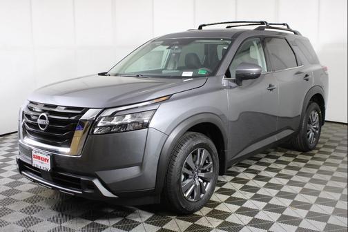 2025 Nissan Pathfinder SV 4WD