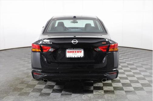 2025 Nissan Altima SR FWD
