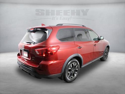 2020 Nissan Pathfinder SL 4WD