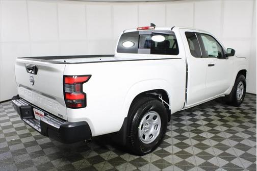 2025 Nissan Frontier S