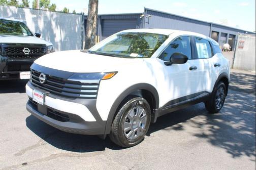 Fresh Powder 2026 Nissan Kicks S