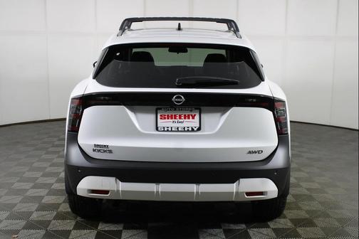2026 Nissan Kicks SV