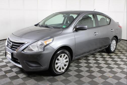 2016 Nissan Versa 1.6 SV