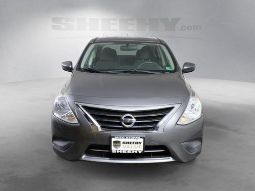 2016 Nissan Versa 1.6 SV