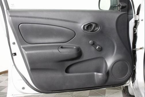 2015 Nissan Versa 1.6 S