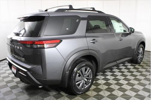 2025 Nissan Pathfinder SV 4WD