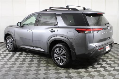 2025 Nissan Pathfinder SV 4WD