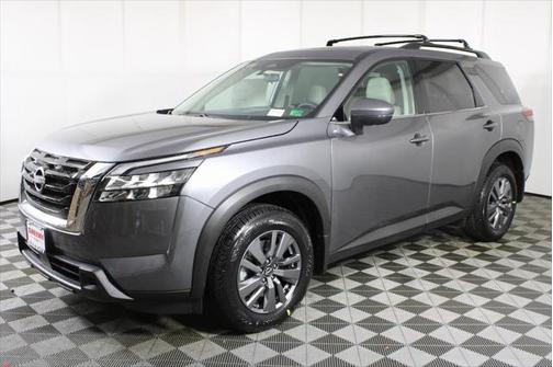 2025 Nissan Pathfinder SV 4WD