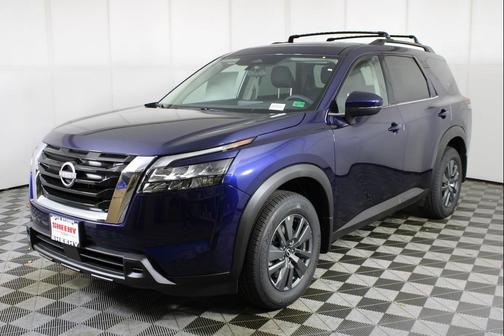 2025 Nissan Pathfinder SV 4WD