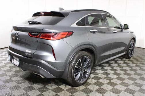 2023 INFINITI QX55 LUXE
