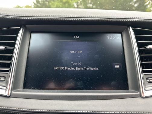 2023 INFINITI QX55 LUXE