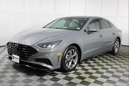 2022 Hyundai SONATA SEL