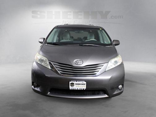 2014 Toyota Sienna XLE