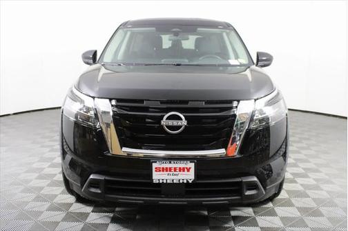 2025 Nissan Pathfinder S 4WD