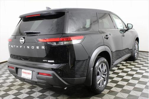 2025 Nissan Pathfinder S 4WD