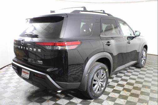 2025 Nissan Pathfinder SV 4WD