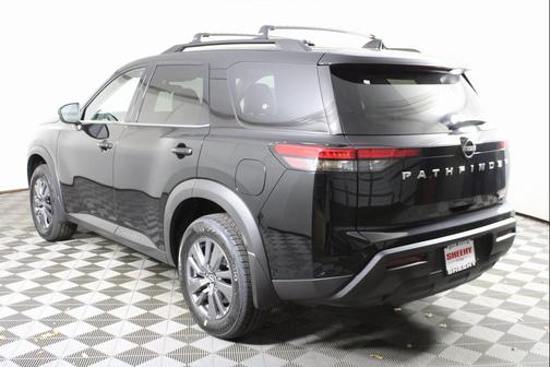 2025 Nissan Pathfinder SV 4WD