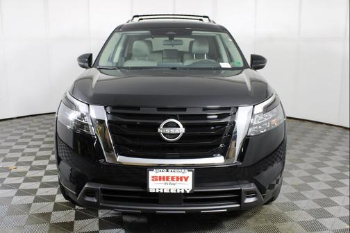 2025 Nissan Pathfinder SV 4WD