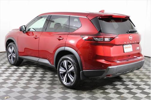 2025 Nissan Rogue SL