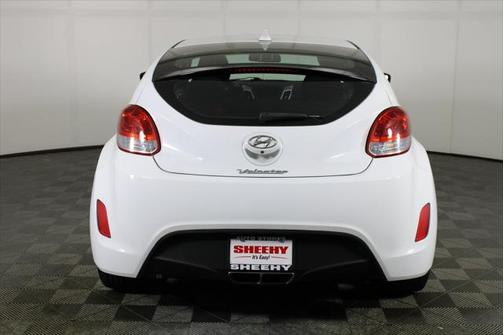 2017 Hyundai Veloster Base