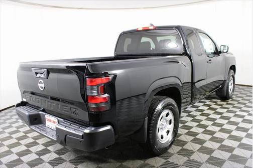 2025 Nissan Frontier S