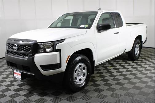 2025 Nissan Frontier S