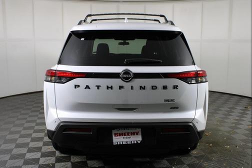 2025 Nissan Pathfinder SV 4WD