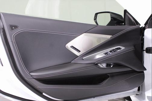 2024 Chevrolet Corvette Stingray w/2LT