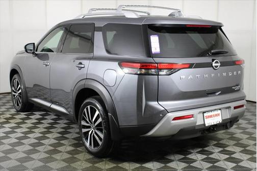 2025 Nissan Pathfinder Platinum 4WD