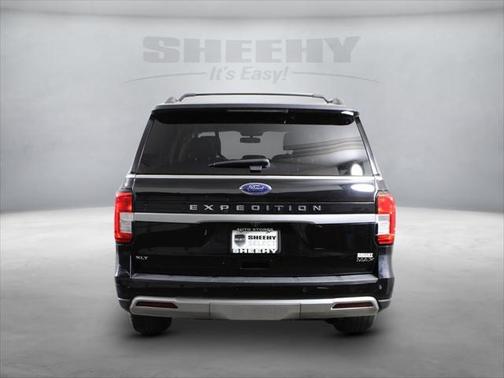 2022 Ford Expedition Max XLT